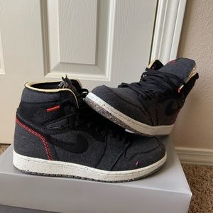 Jordan 1 Mid Top.